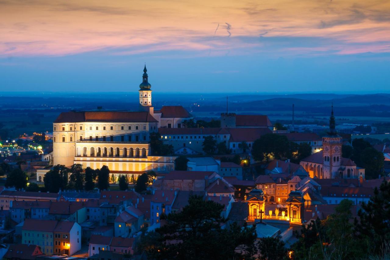Mikulov Apartmany Magistr Екстер'єр фото
